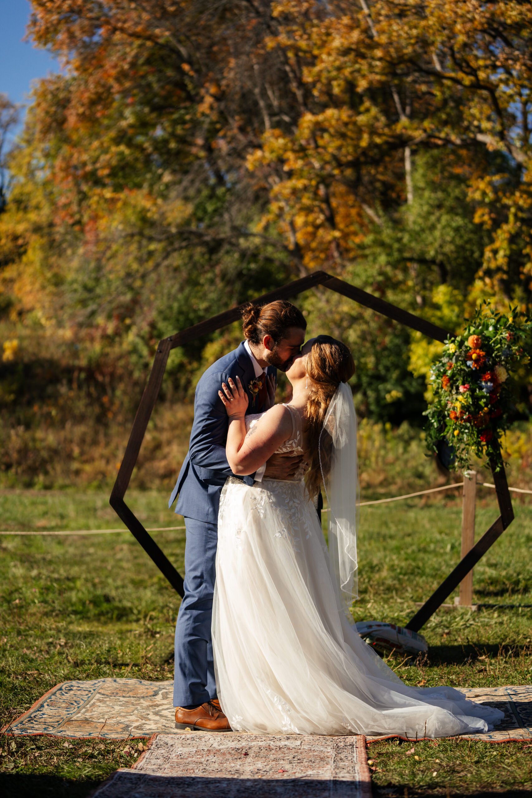 Photo of a fall wedding at Theo Wirth Park in Minneapolis, Minnesota