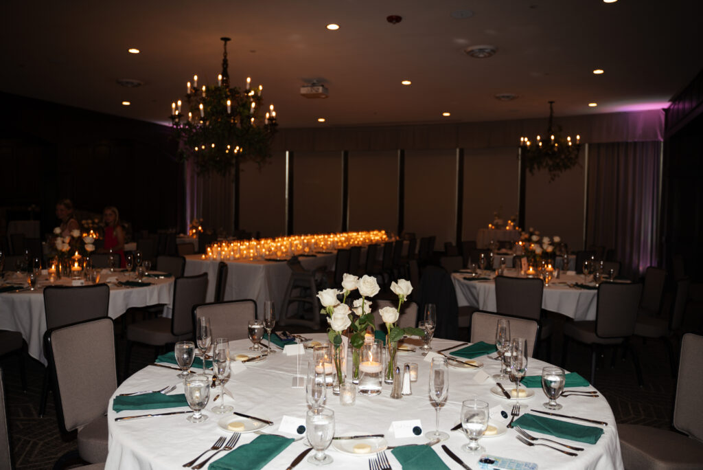 Saint Paul Town and Country Club wedding featuring the River Room