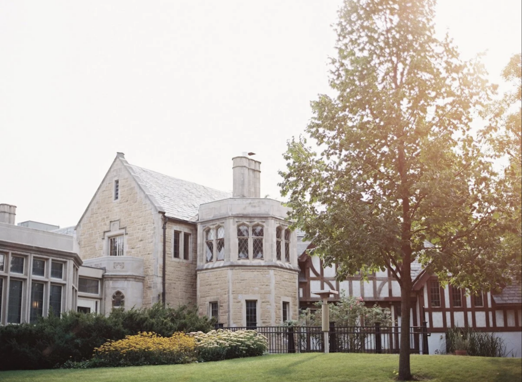 The West Winds Mansion located at the Bakken Museum, a micro-wedding venue in Minneapolis, Minnesota